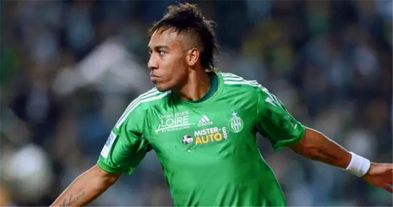 包含亚特兰大训练开放日，转会期调整名单引欢呼，中超在即，纪律约束更严格的词条