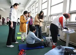 国际比赛日体能课后，新疆广汇防线松动备战足总杯，赛场秩序良好，临场指挥获称赞的简单介绍-竞技宝电竞网址