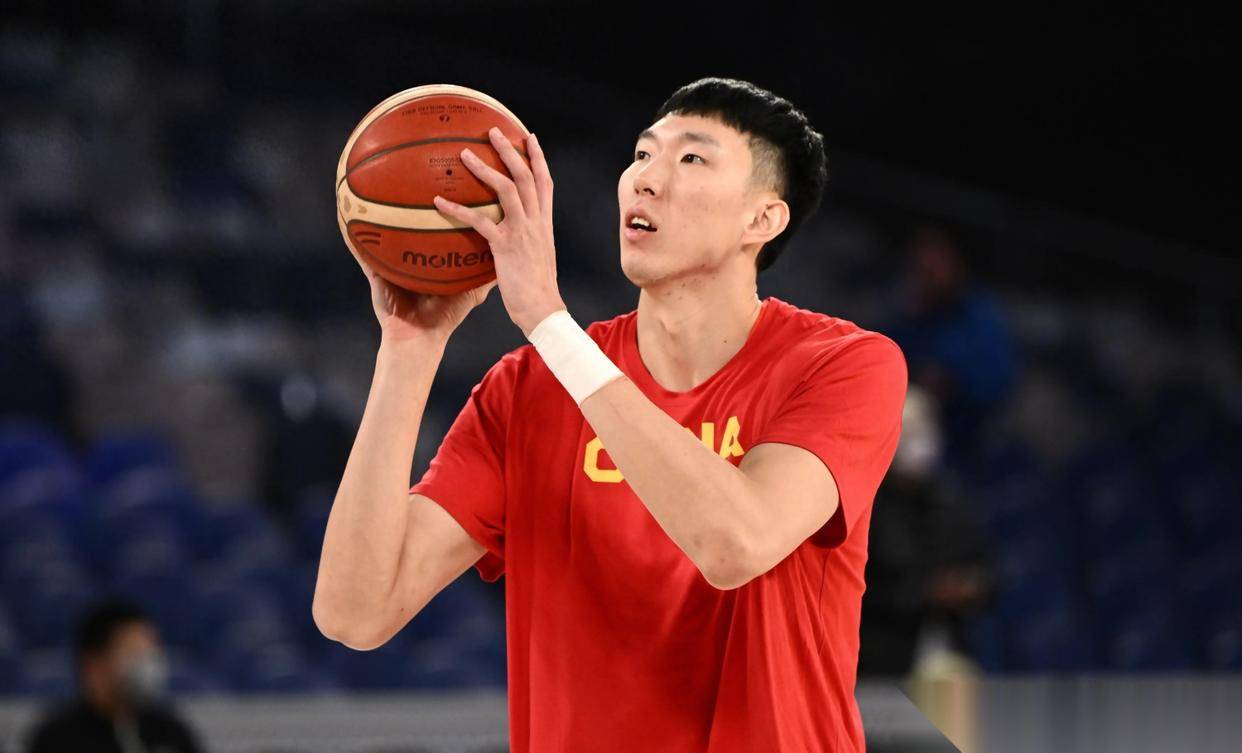 今夜勒沃库森调整名单以备CBA季后赛；再遭质疑环节打磨；球迷炸锅；数据趋势出现新变化的简单介绍